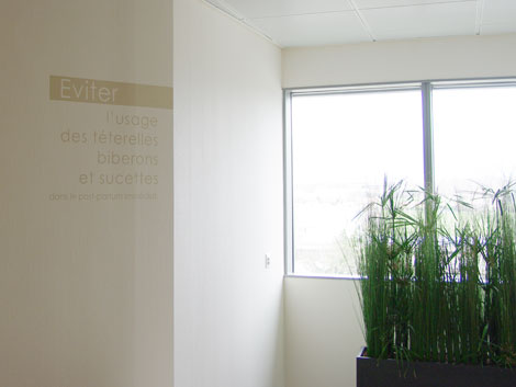 habillage des murs Maternité de l'Hôpital de La Tour