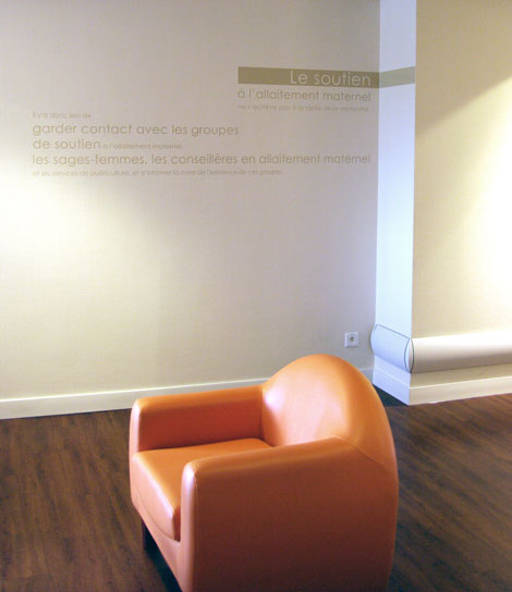 habillage des murs Maternité de l'Hôpital de La Tour